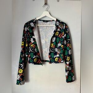 Floral Cropped Cardigan in Black Multi
